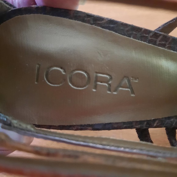 Icora Brown Pink Strappy Open Toe Mixed Media Heels Size 8 - Picture 10 of 11